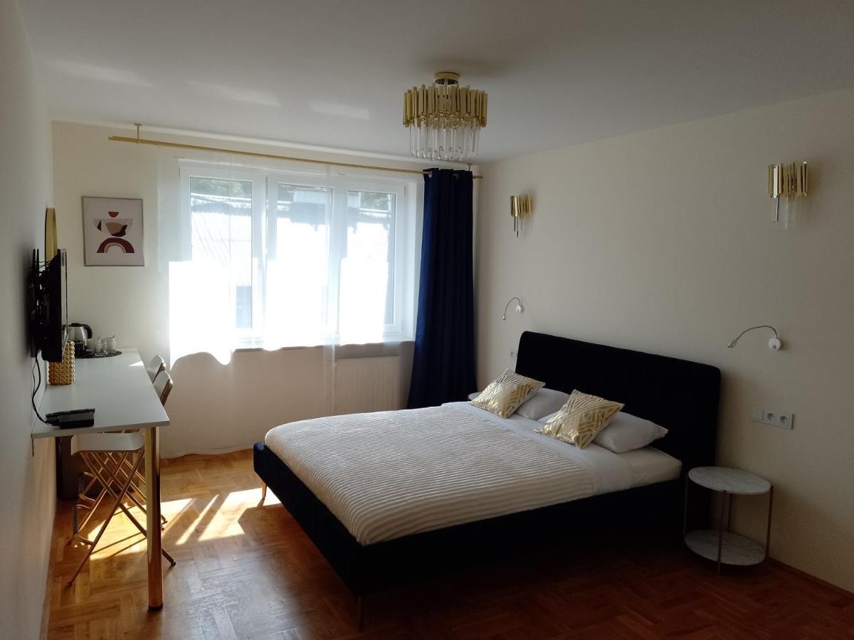 Alexa D'Oro Rooms Krasków Exterior foto